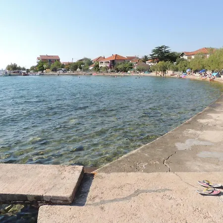 Private Apartments, Parking, Beach Distance 350 Meters Apartman