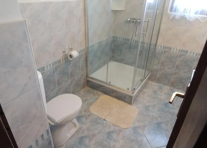 Private Apartments, Parking, Distance 350 Meters 아파트 *