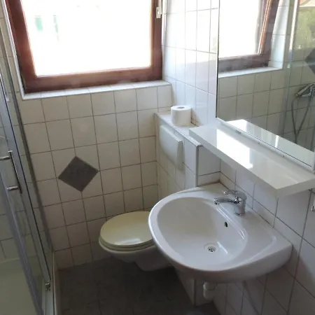 Private Apartments, Parking, Distance 350 Meters Apartamento