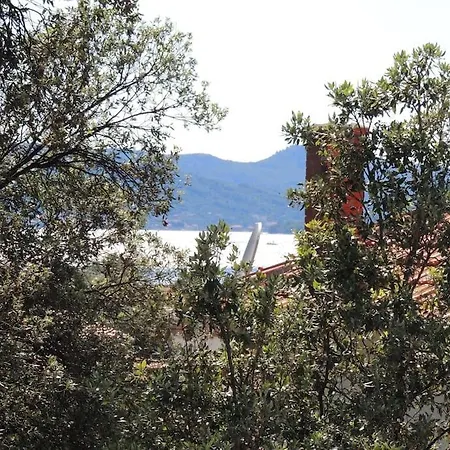 Private Apartments, Parking, Distance 350 Meters Bibinje