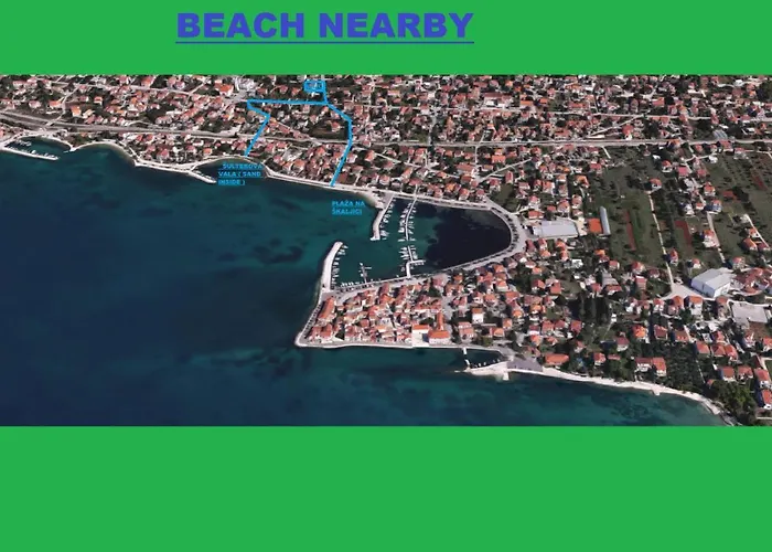 Private Apartments, Parking, Distance 350 Meters
